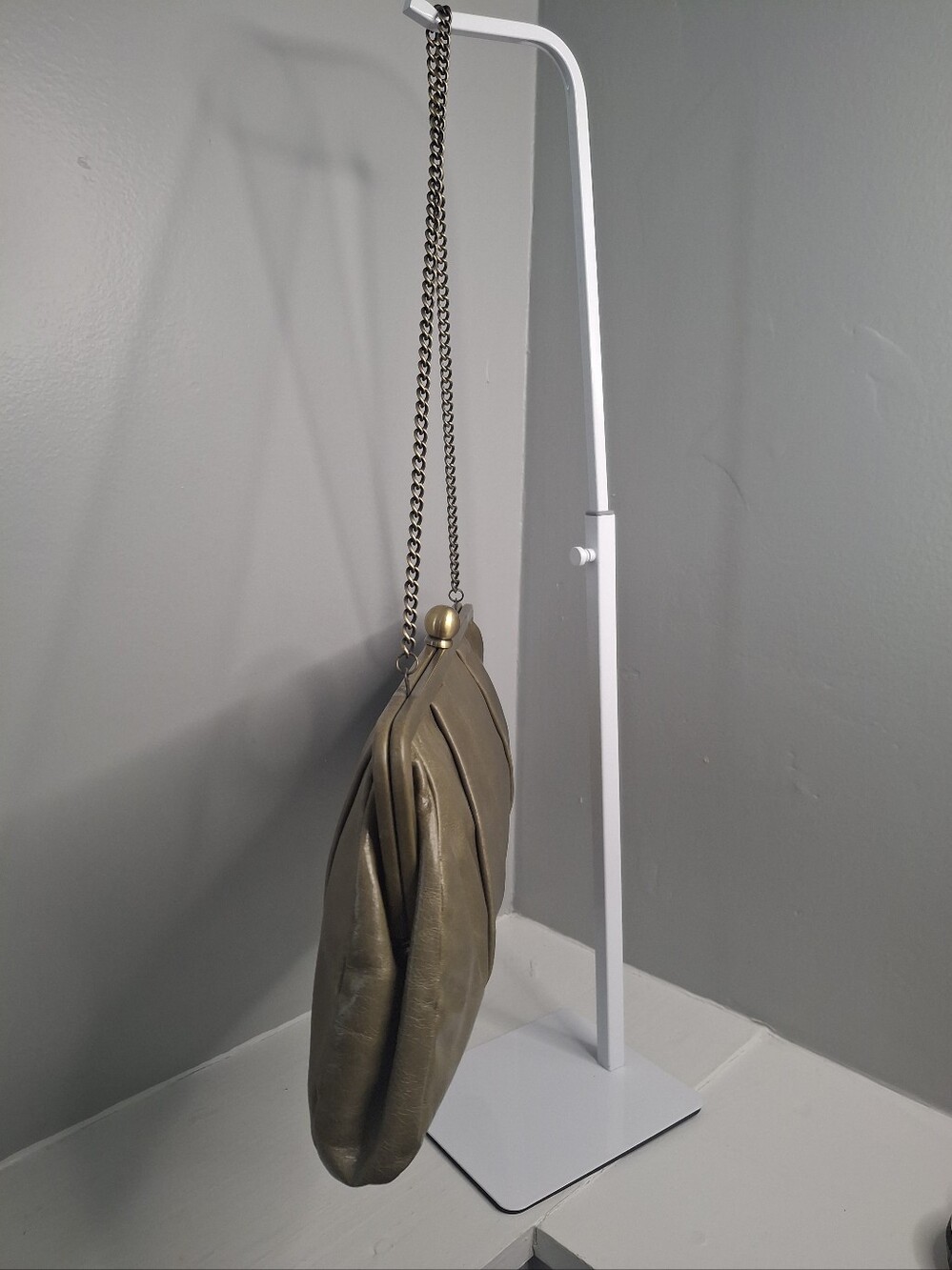 HOBO International Vintage Olive Leather Pleated Kiss Lock Chain Shoulder Bag - Picture 2 of 9